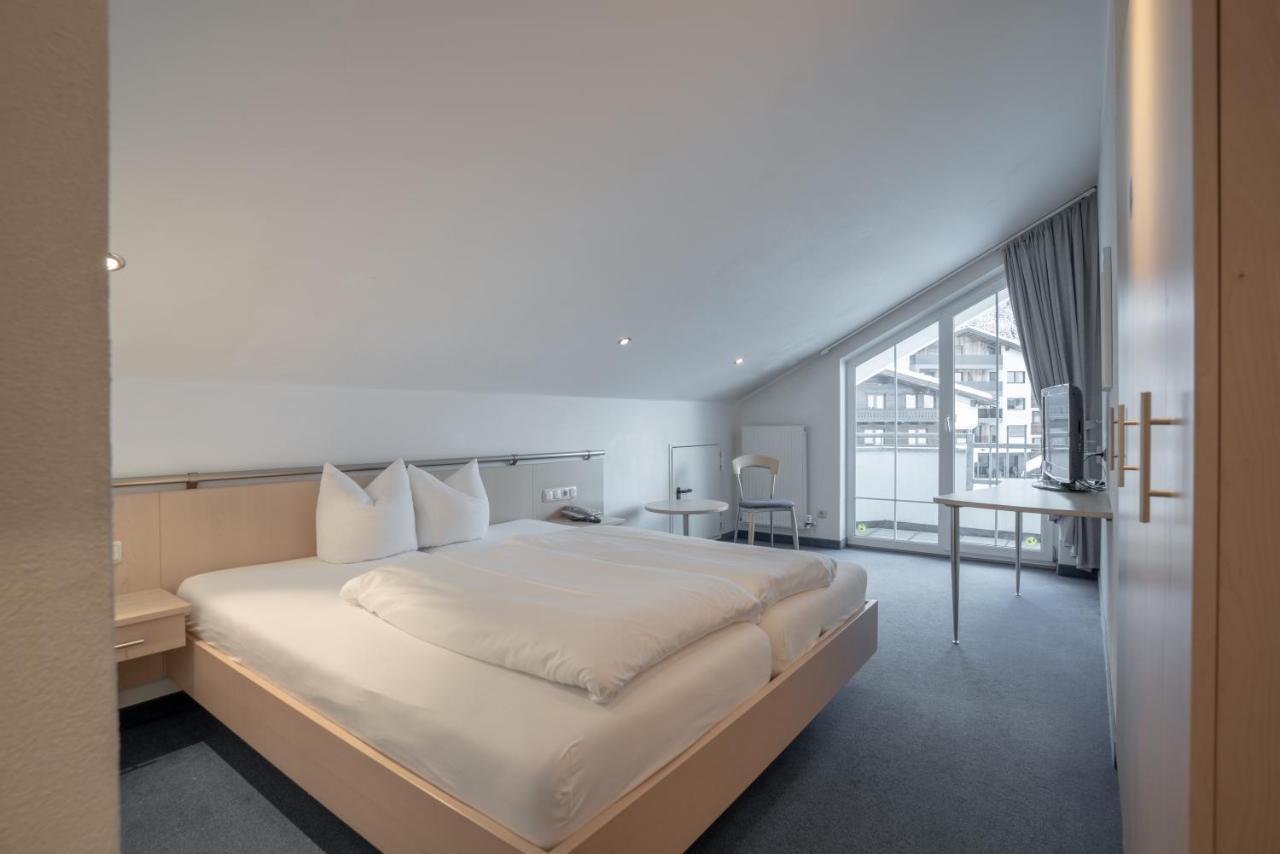 Petit Madlein Bed and Breakfast Ισγκλ Εξωτερικό φωτογραφία