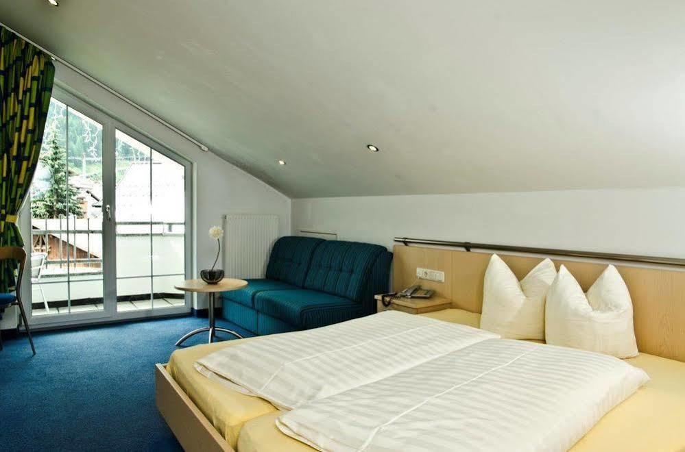 Petit Madlein Bed and Breakfast Ισγκλ Εξωτερικό φωτογραφία